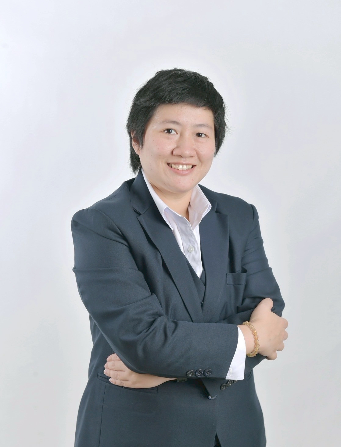 Asst. Prof. Chinakan Saengamnat